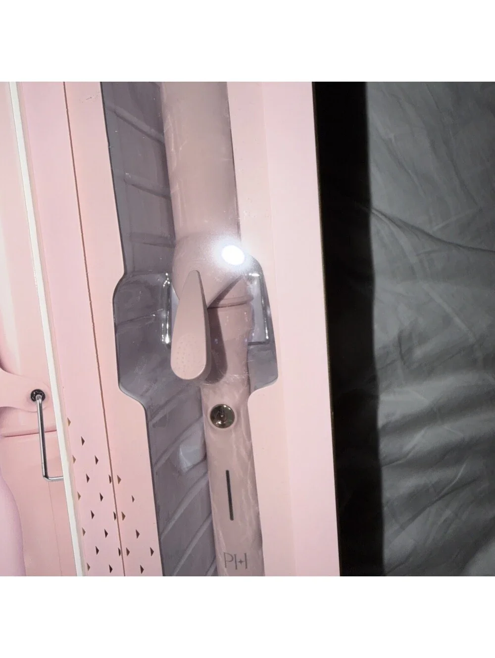 Paris Hilton pink  1.5 in curling iron ceramic coated barrel